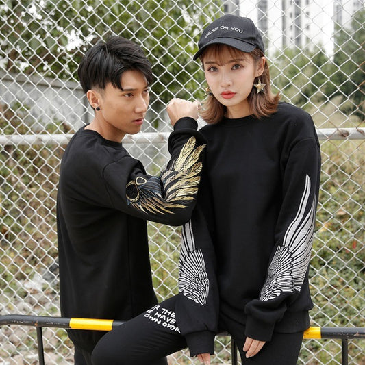 Long Sleeve Sweatshirt With Embroidered Wings
