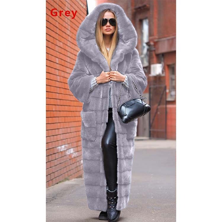 Fashionable Thickened Long Plush Women's Coat