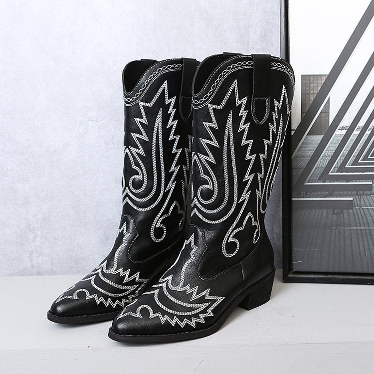 Women's Low Heel Sleeve Western Embroidered Round Toe Boots