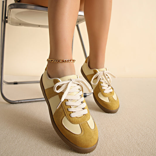 Round Toe All-matching Lace-up Flat Retro Low-top Sports Board Shoes