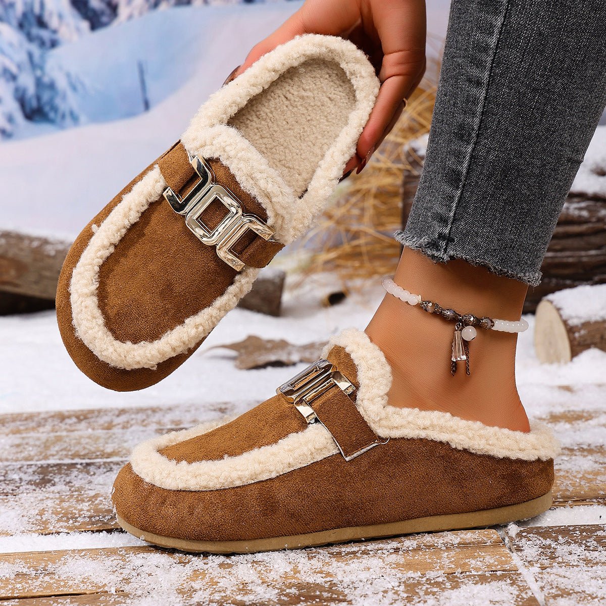 Women's Flat Lamb Wool Slippers Winter New Birkenstock Closed Toe Fluffy Shoes Lazy Cotton Slippers - Babazayed